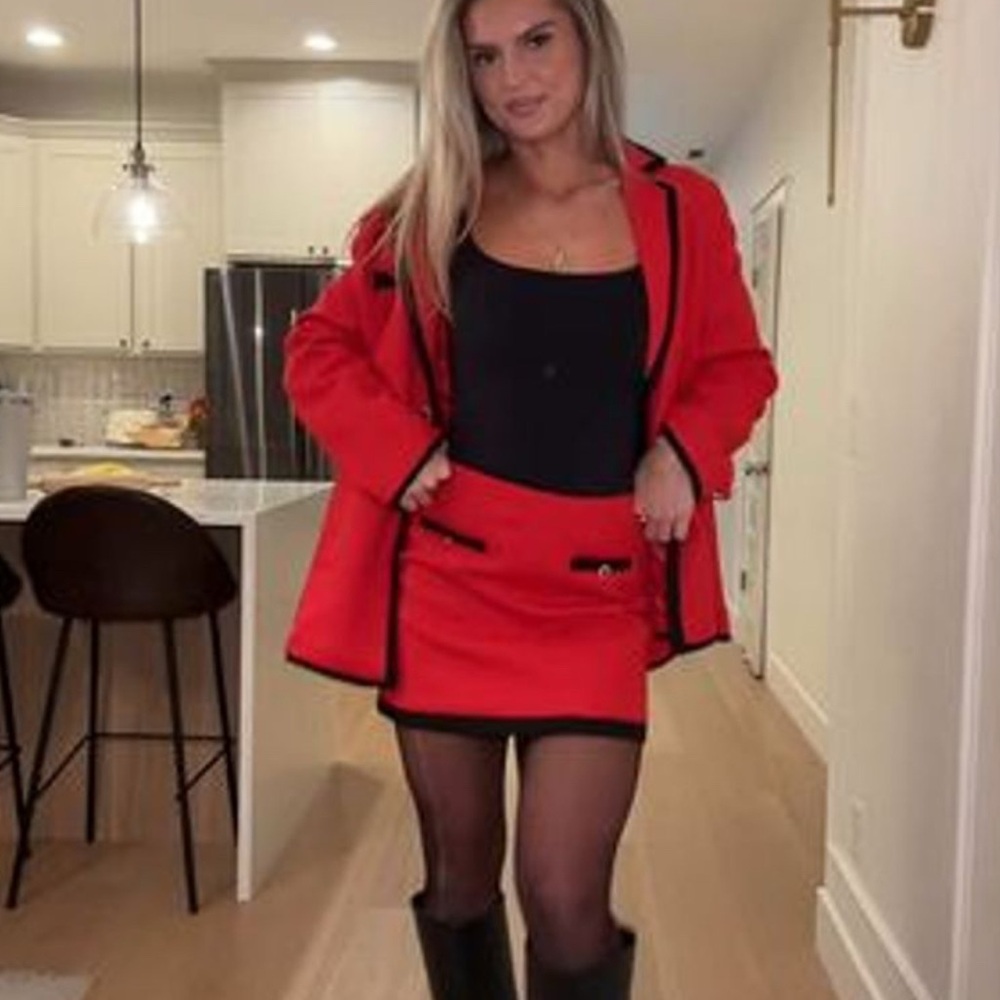 New with tags: VICI Velima Oversized Contrast Trim Skirt
